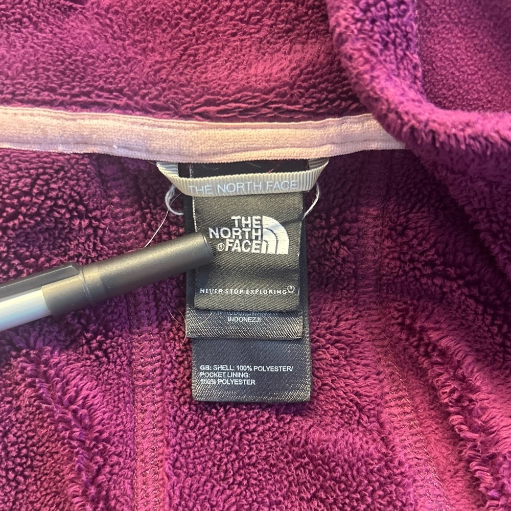 The North Face Women’s Purple and Pink Morninglory Fleece Jacket, Size Medium - Picture 9 of 11